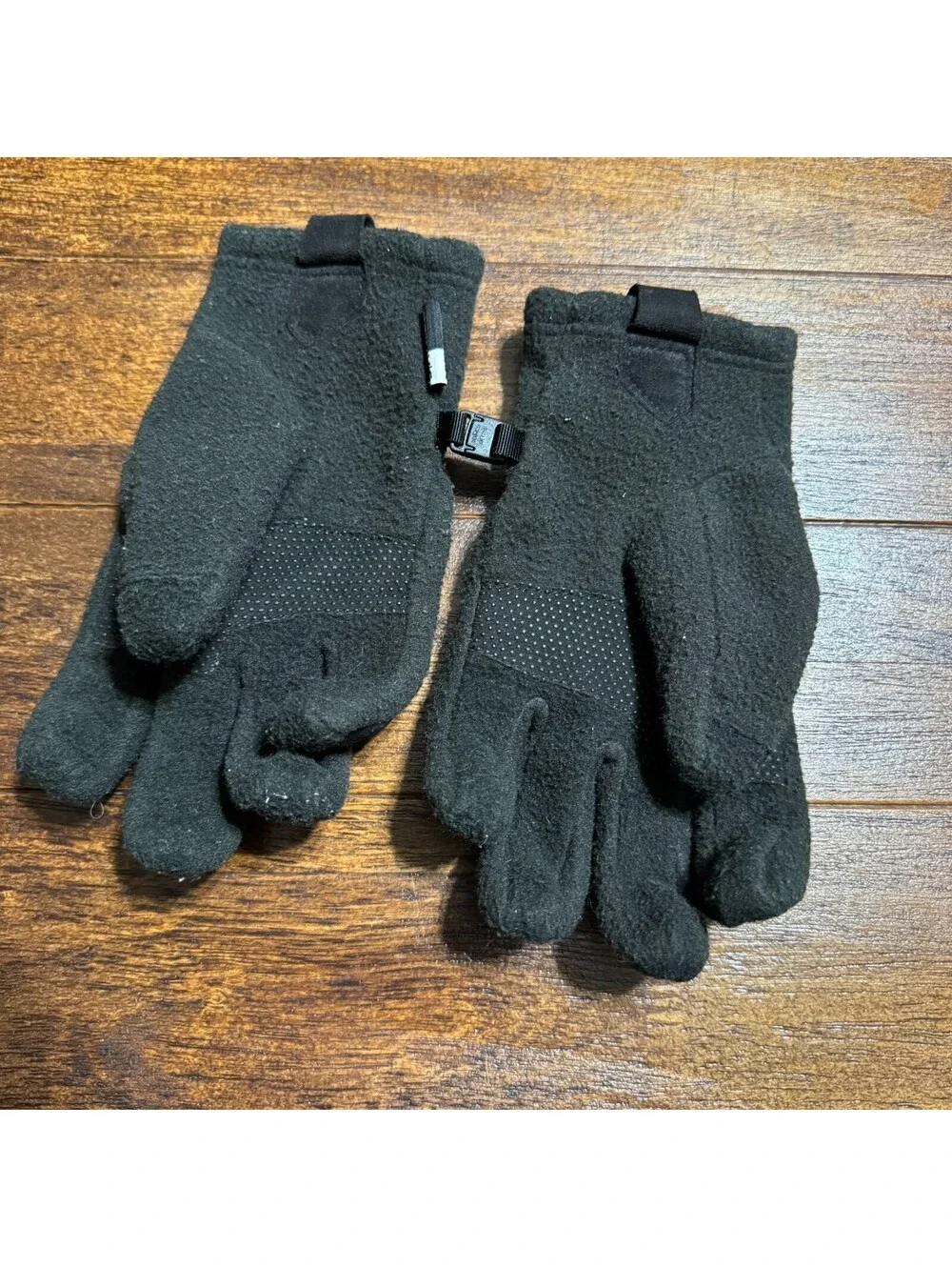 The North Face Youth Medium Black Denali Etip Fleece Winter Gloves Boys Girls